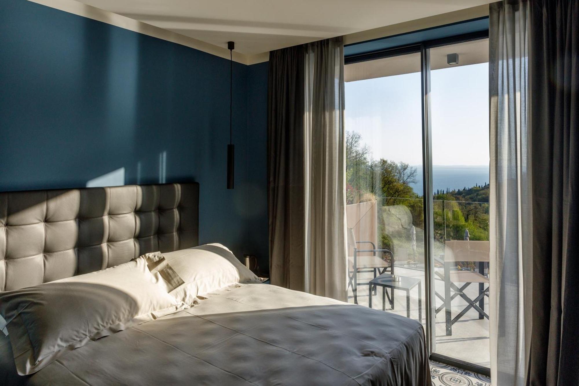 Deville & Spa Costermano Pokoj fotografie