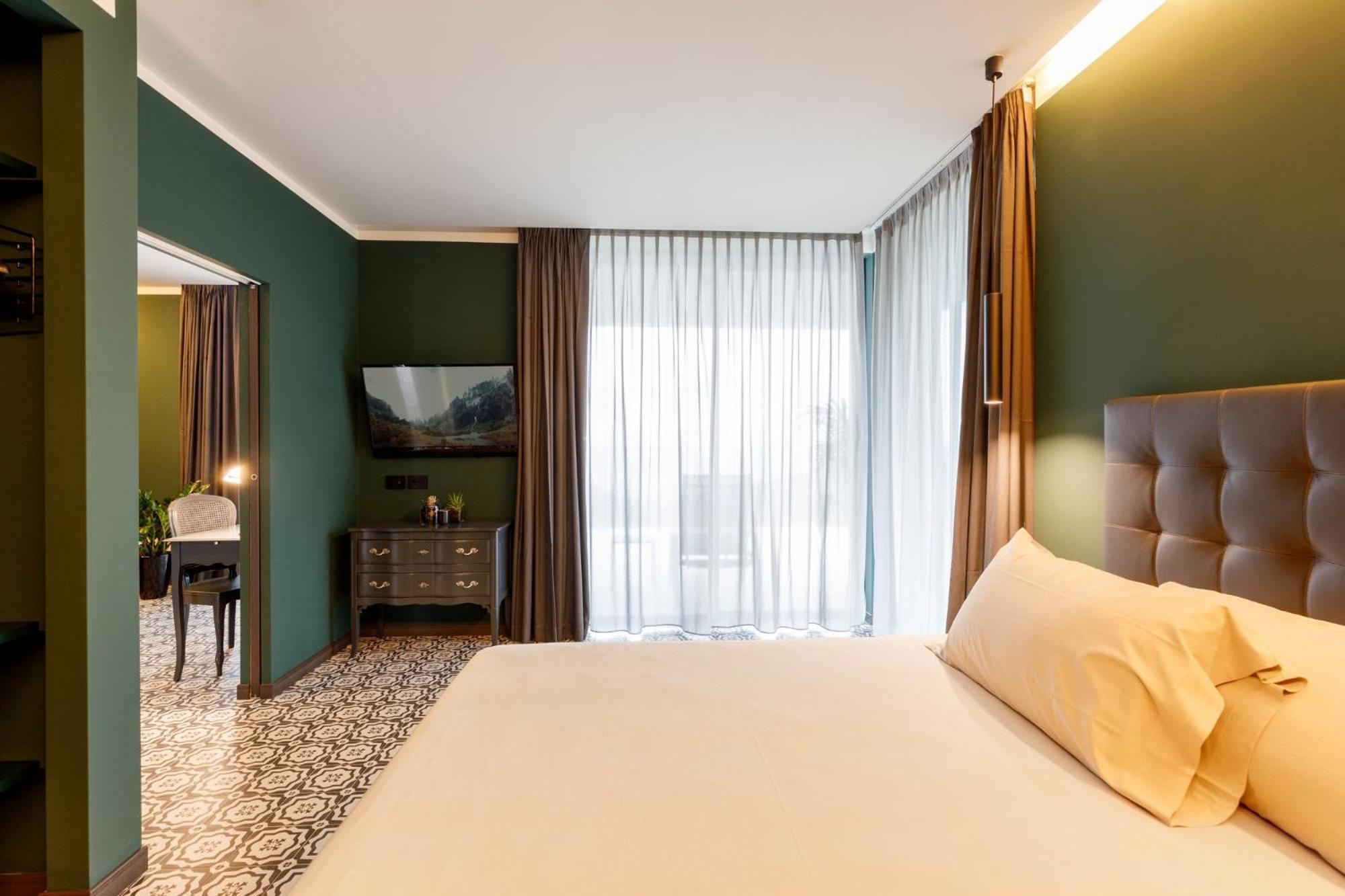 Deville & Spa Costermano Pokoj fotografie