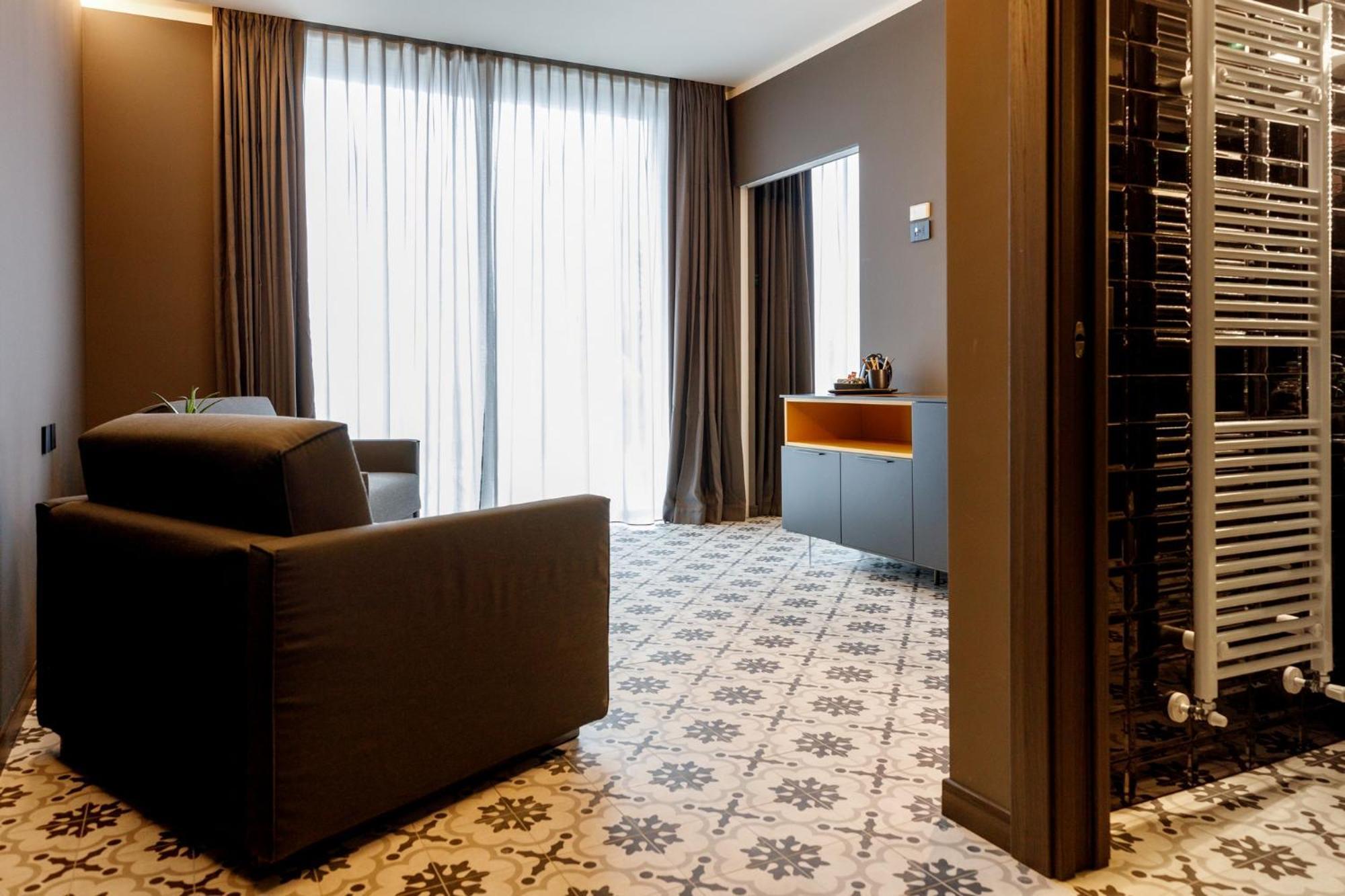 Deville & Spa Costermano Pokoj fotografie