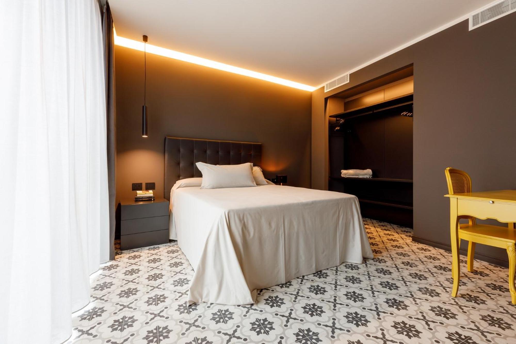 Deville & Spa Costermano Pokoj fotografie